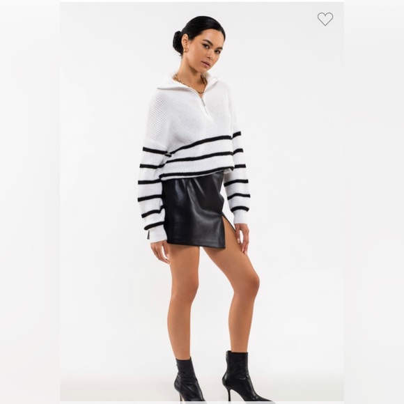 Katye Striped Half Zip Saeater In white - Picture 2 of 5